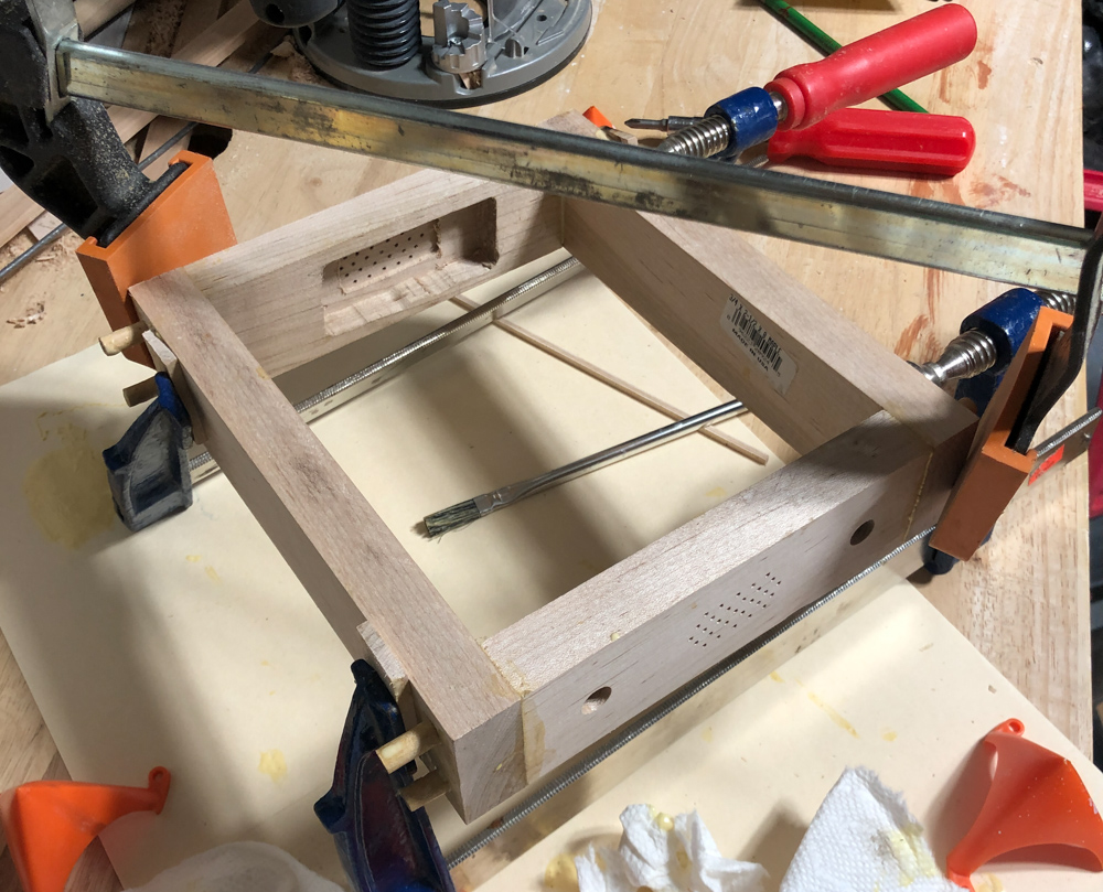 Gluing the box